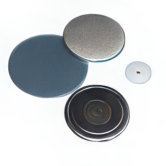 Elements for making badges with secure clasp