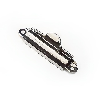 Metal clip for clipboard