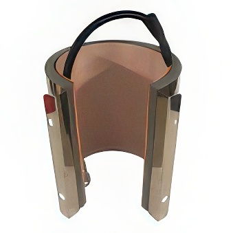 TMax presses hotplate for the mugs